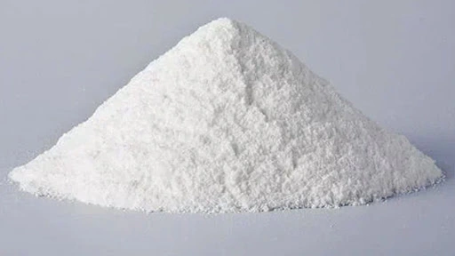 White powder representing Vitamin B2 and B6 used in YuSleep